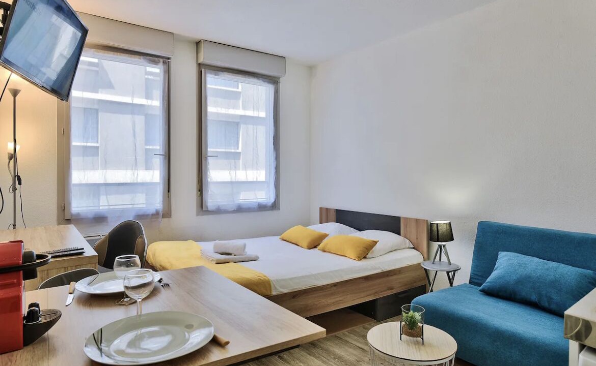 Photo of Bedroom in Charpennes - Charmettes