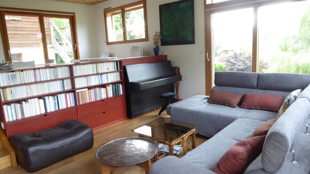 Photo of Livingroom in Miribel-les-Echelles