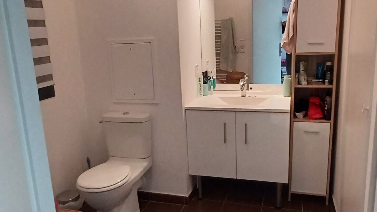 Photo of Bathroom in Saint-Cyr-l'Ecole