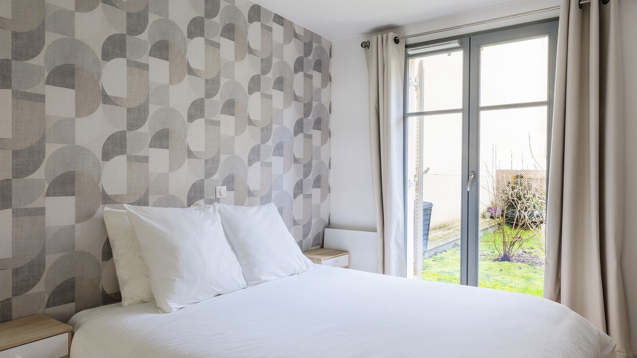 Photo of Bedroom in Notre-Dame