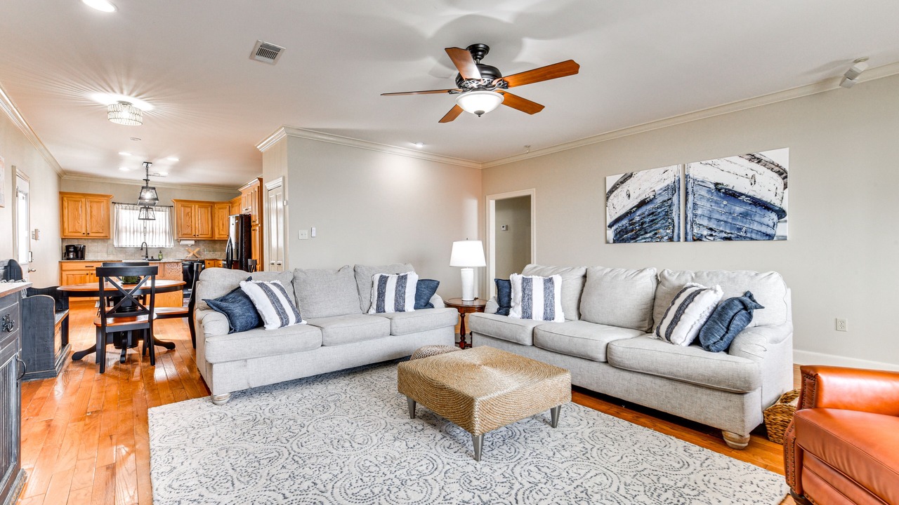 Photo of Livingroom in Oscar