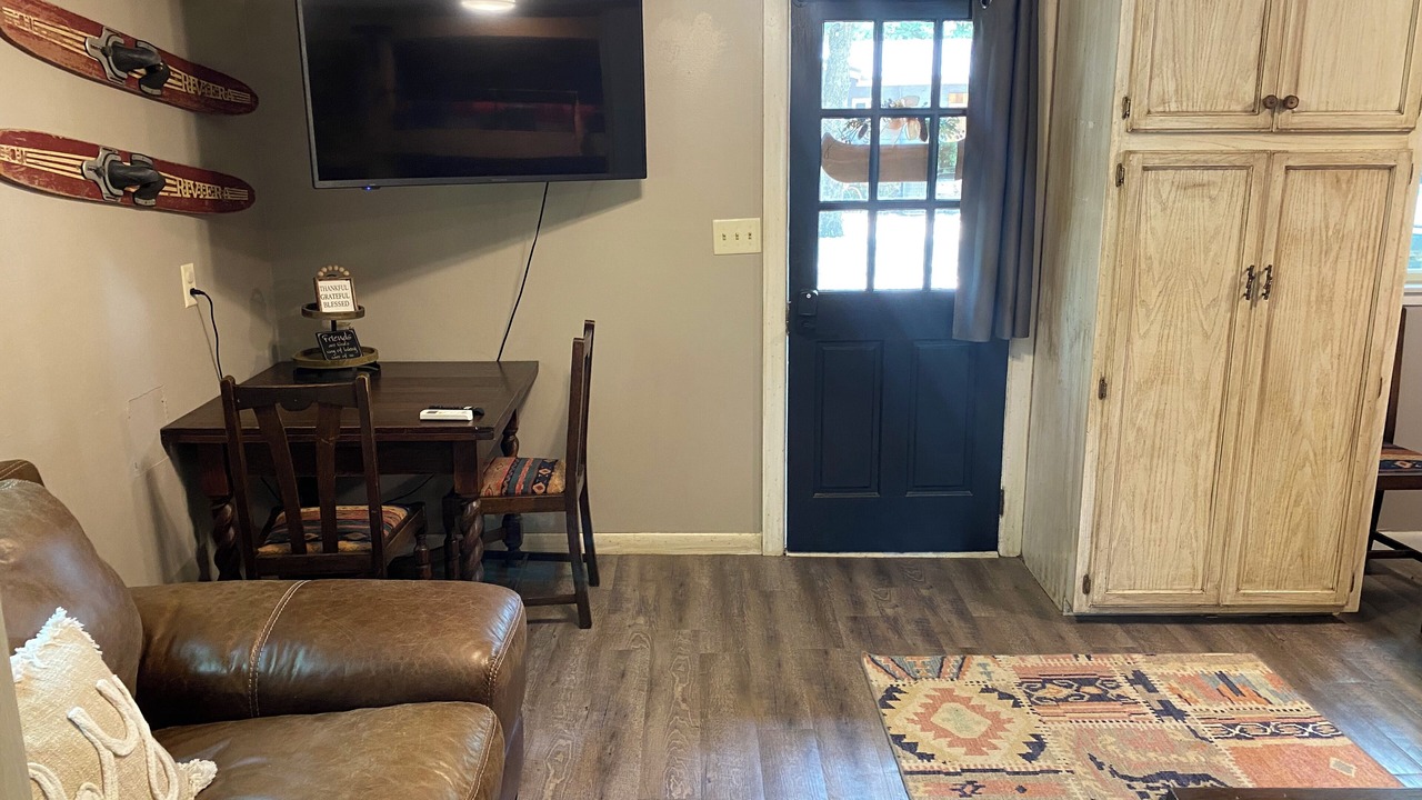 Photo of Livingroom in Jay