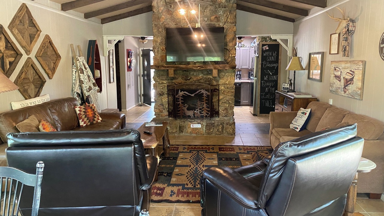 Photo of Livingroom in Jay