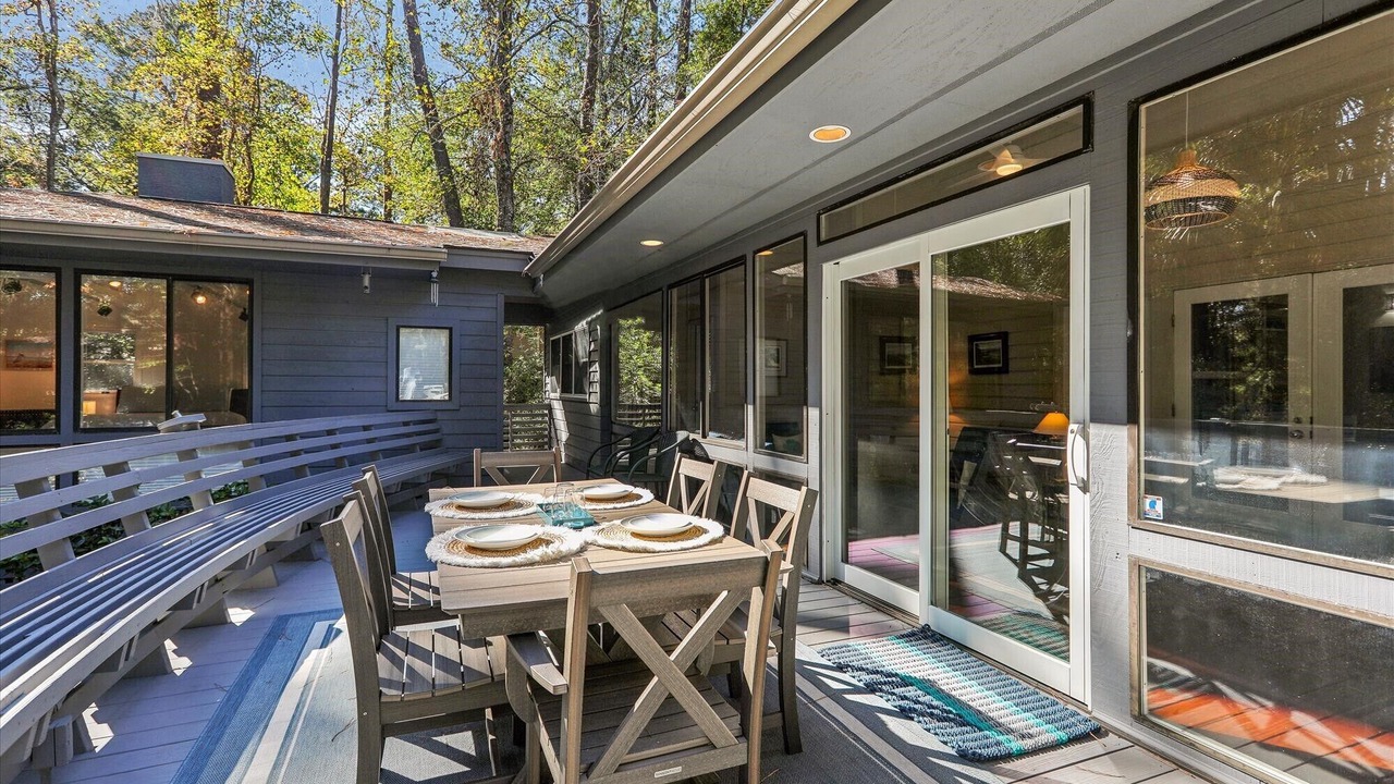 Photo of Outdoor in Heritage Woods