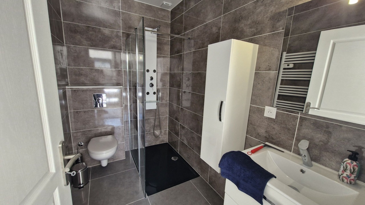 Photo of Bathroom in Grentheville