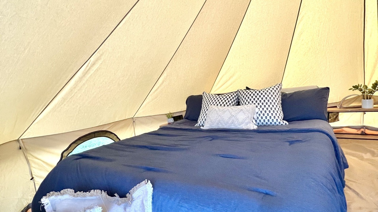 Photo of Bedroom in Leon Junction