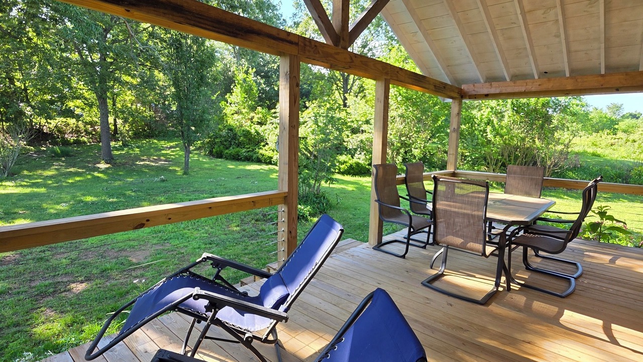 Photo of Outdoor in Benton