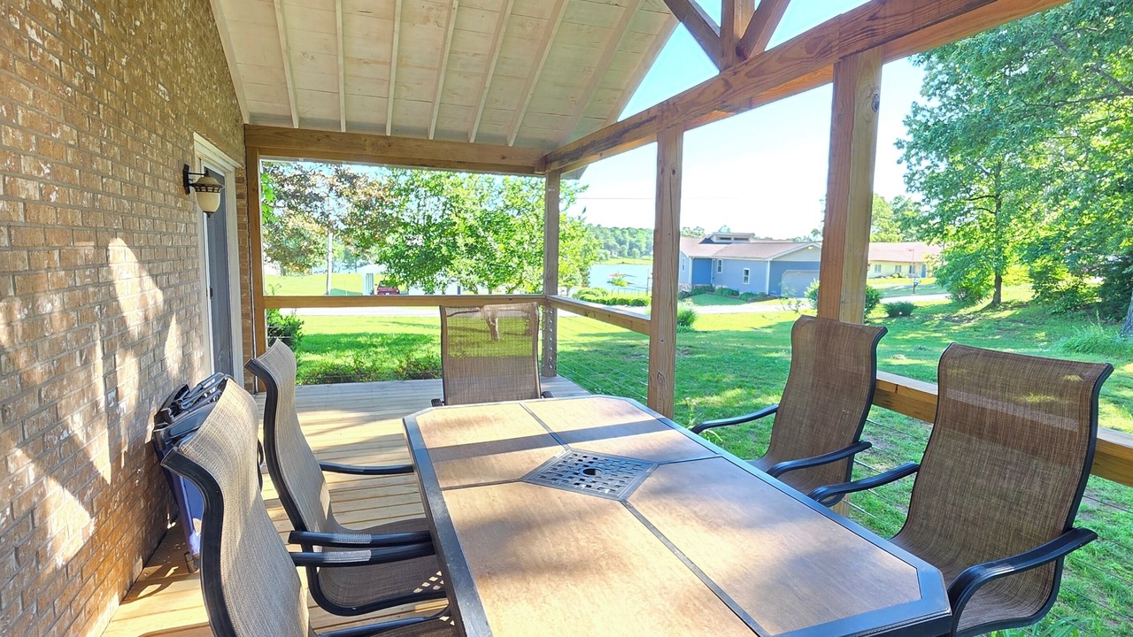 Photo of Outdoor in Benton