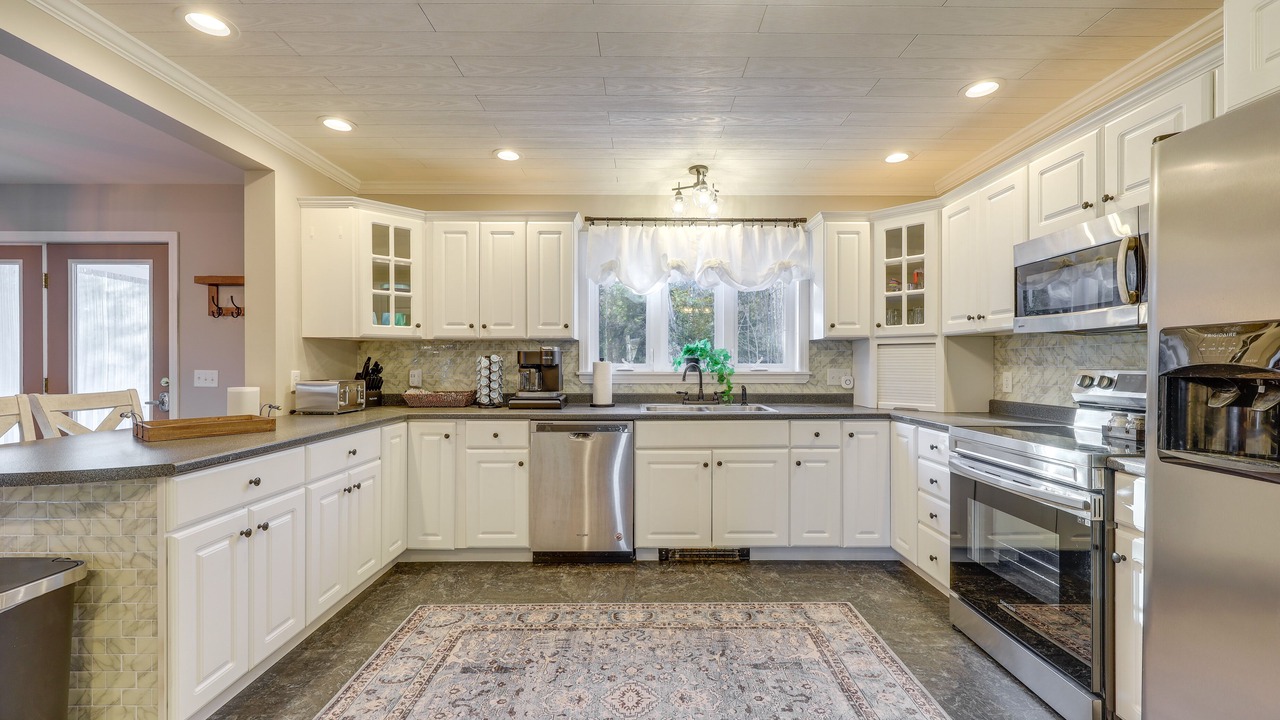 Photo of Kitchen in Eagle Lake