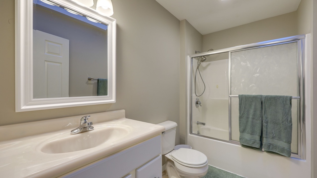 Photo of Bathroom in Eagle Lake