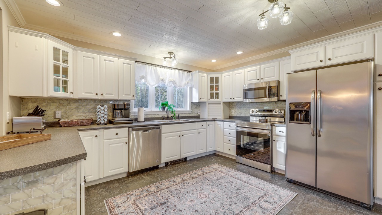 Photo of Kitchen in Eagle Lake