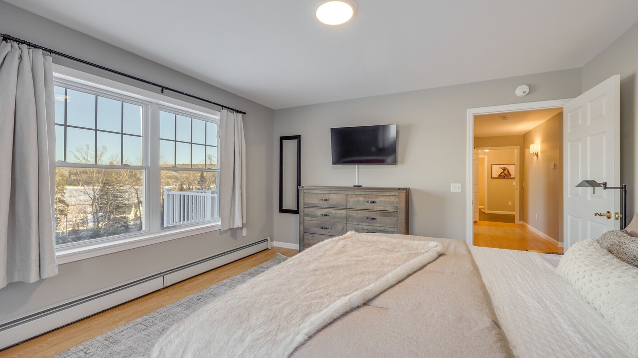 Photo of Bedroom in Eagle Lake