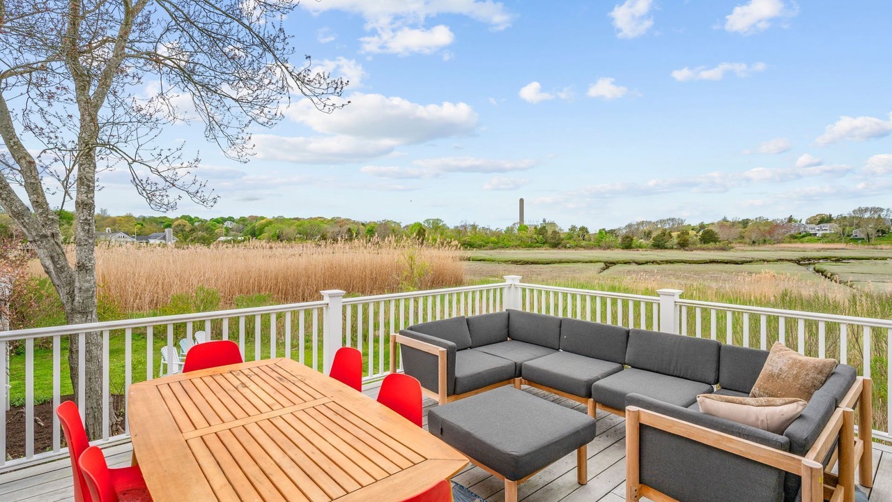 Photo of Outdoor in Sandwich