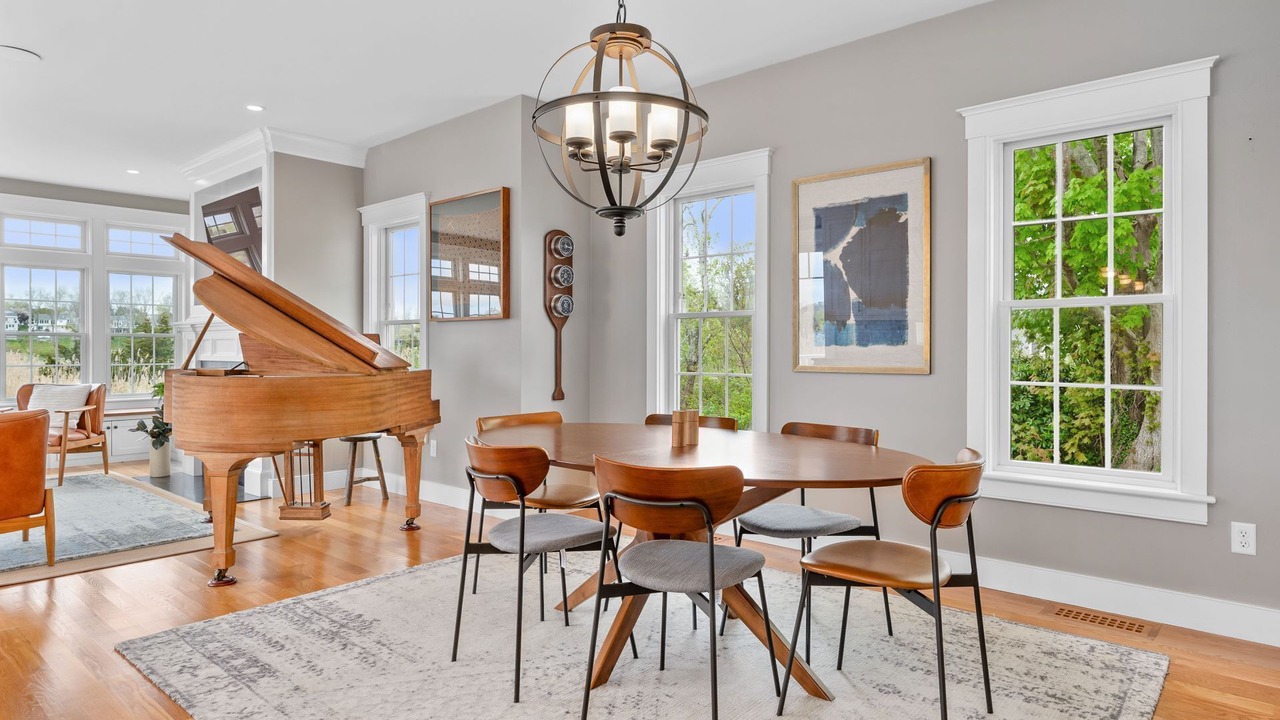 Photo of Others in Sandwich