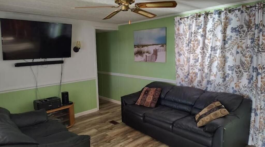 Photo of Livingroom in Gumberry