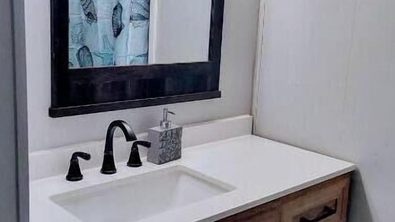 Photo of Bathroom in Gumberry
