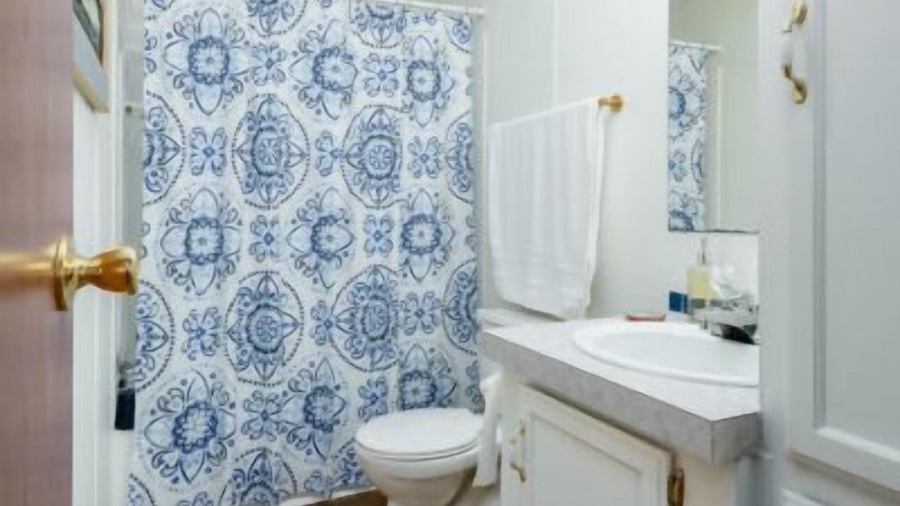 Photo of Bathroom in Ventress