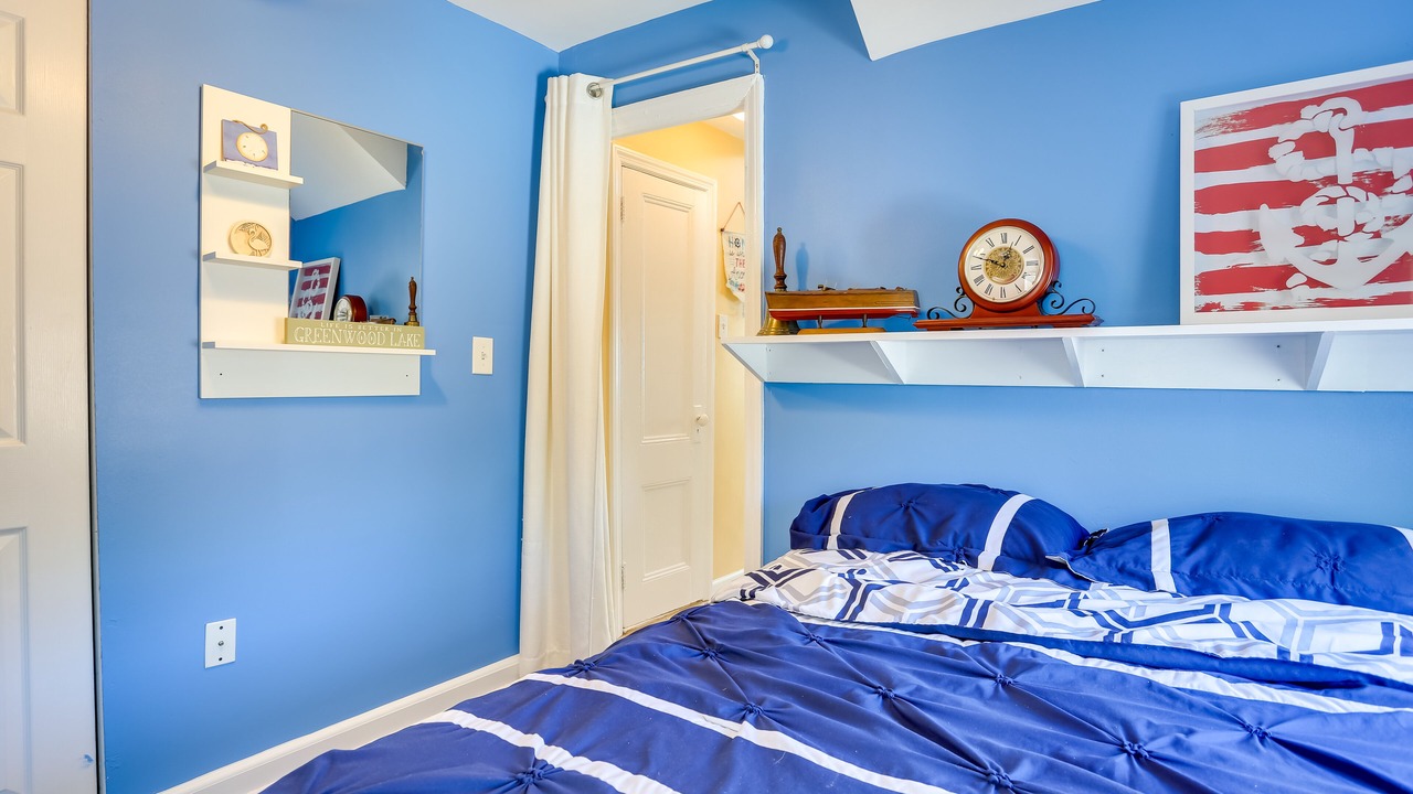 Photo of Bedroom in Hewitt