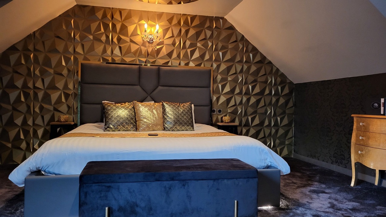 Photo of Bedroom in Argentre-du-Plessis