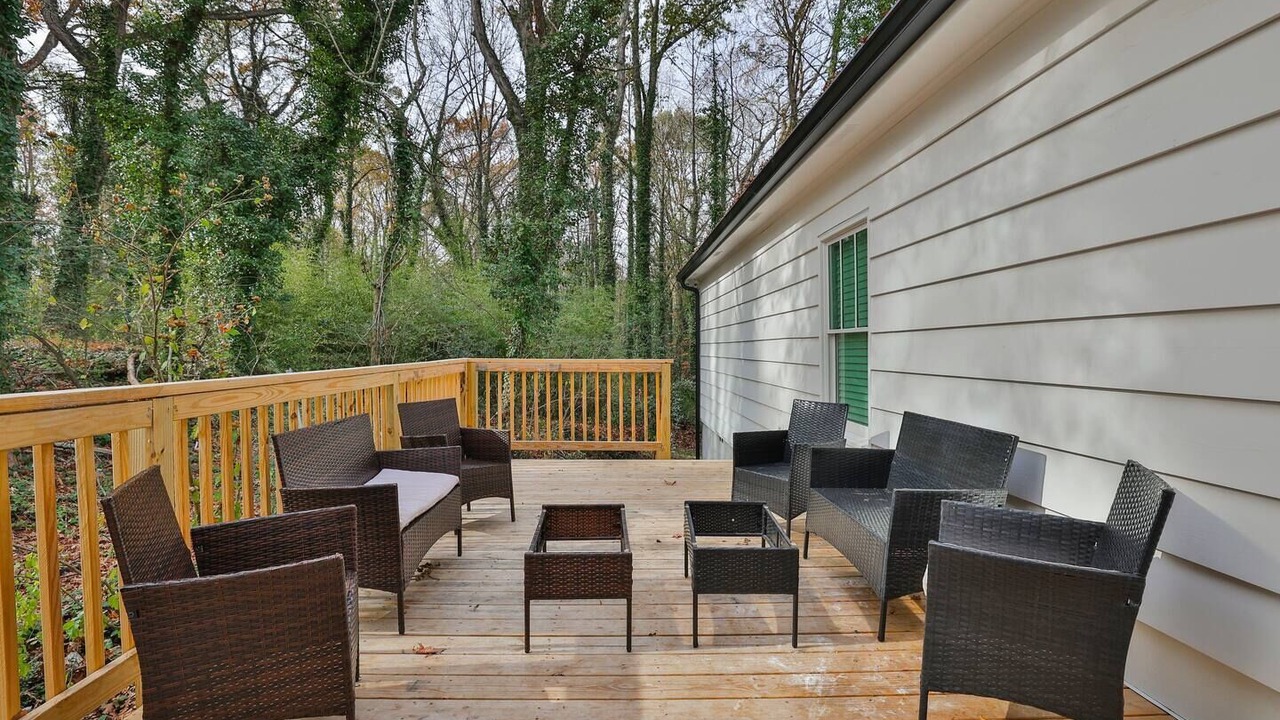 Photo of Outdoor in Collier Heights