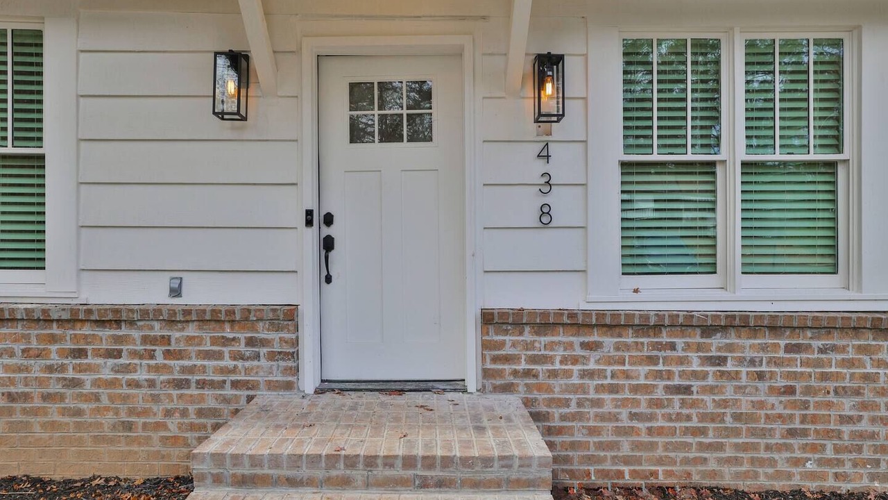 Photo of Outdoor in Collier Heights