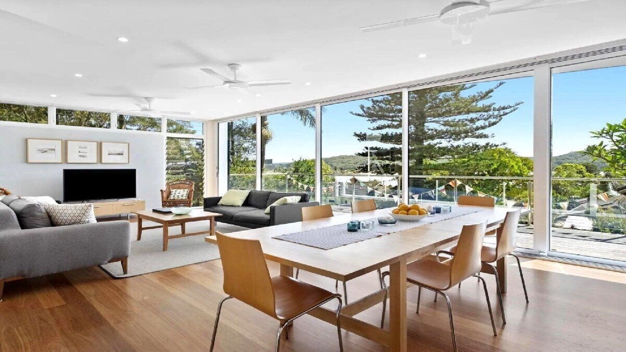 Photo of Livingroom in Pretty Beach Central Coast