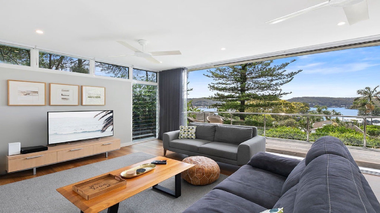Photo of Livingroom in Pretty Beach Central Coast
