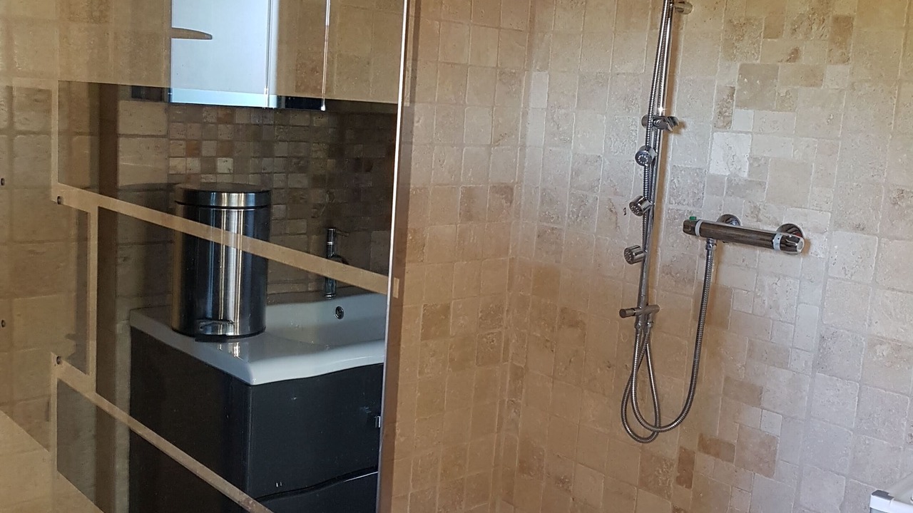 Photo of Bathroom in Saint-Andre-de-Majencoules