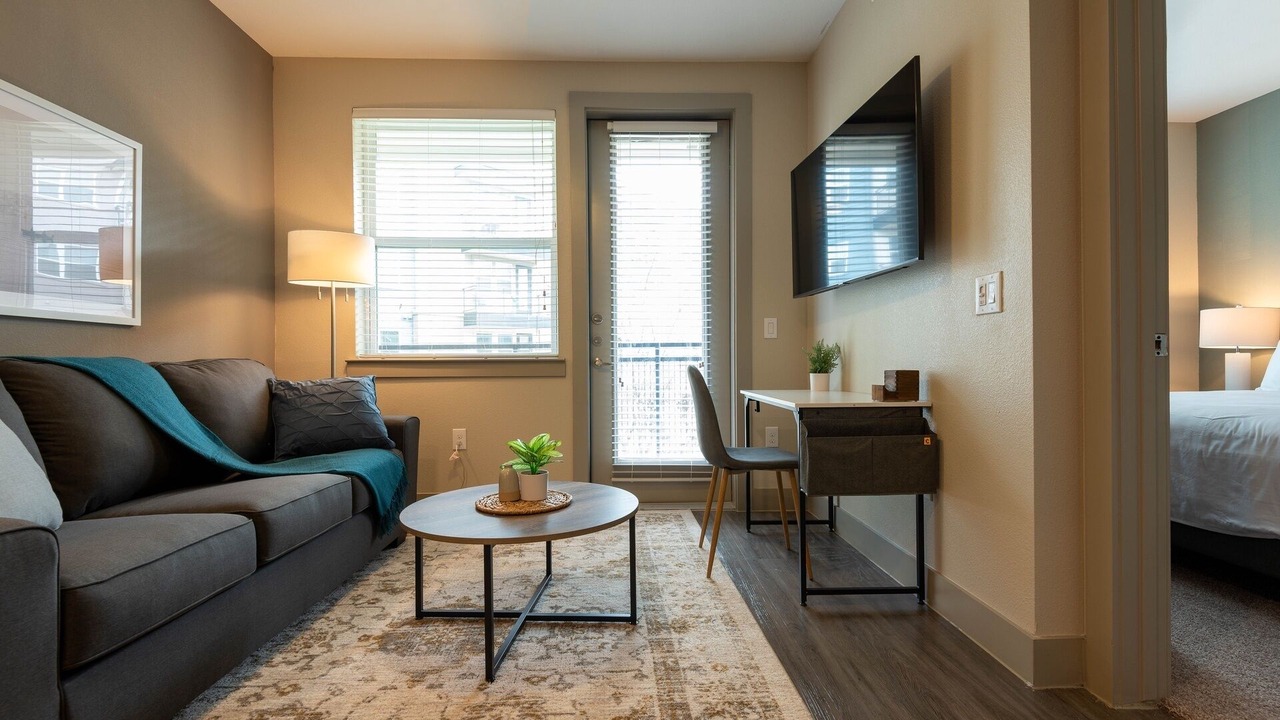 Photo of Livingroom in Montopolis