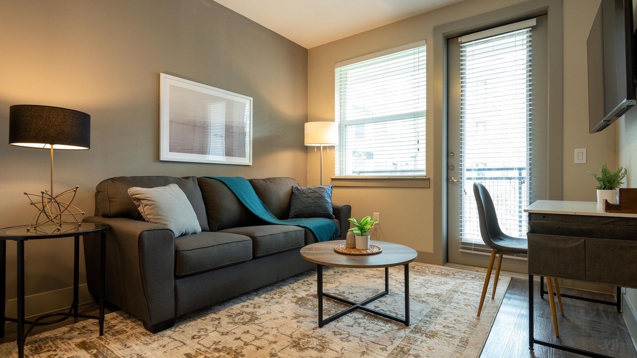 Photo of Livingroom in Montopolis