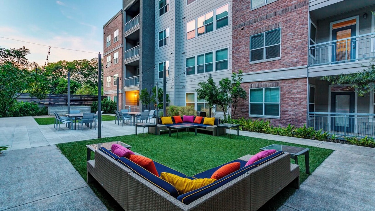 Photo of Patio Balcony in Terrell Heights