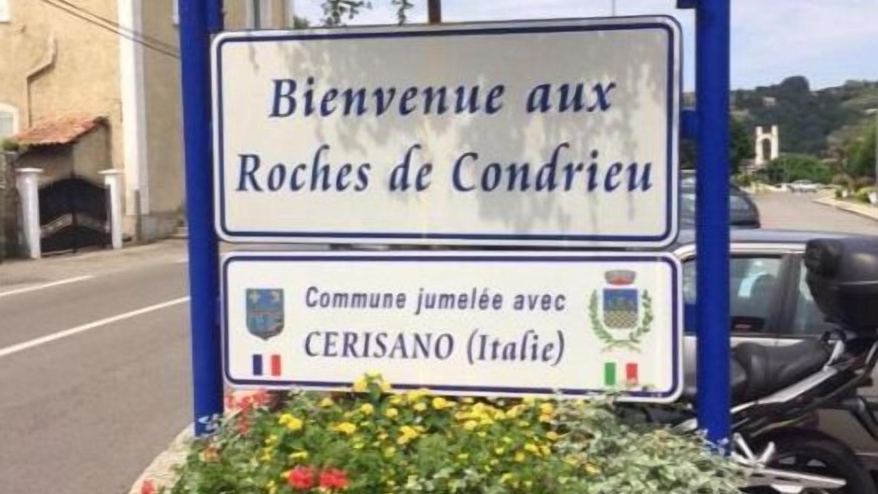 Photo of Outdoor in Saint-Clair-du-Rhone