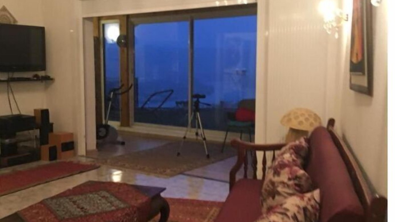 Photo of Livingroom in Saint-Clair-du-Rhone