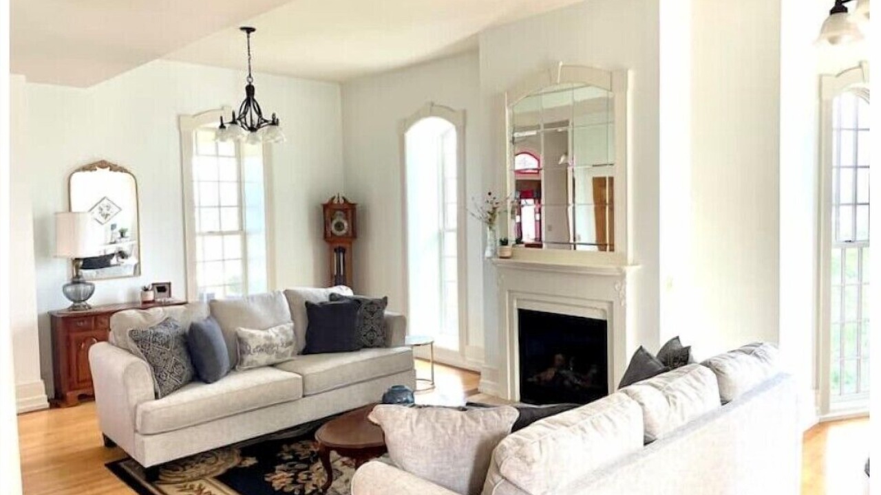 Photo of Livingroom in Dubuque