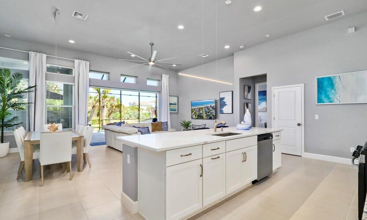 Photo of Bedroom in Marineland Acres