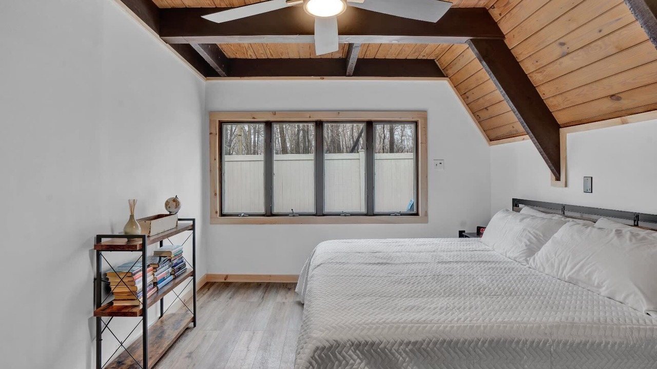 Photo of Others in Long Pond