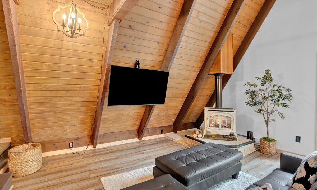 Photo of Livingroom in Long Pond