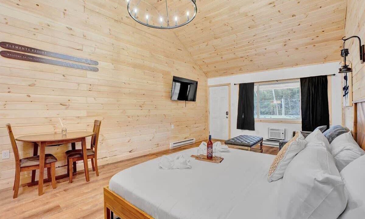 Photo of Bedroom in Canadensis