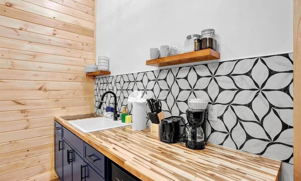 Photo of Kitchen in Canadensis