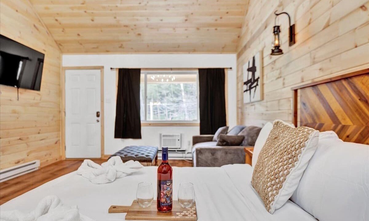 Photo of Bedroom in Canadensis
