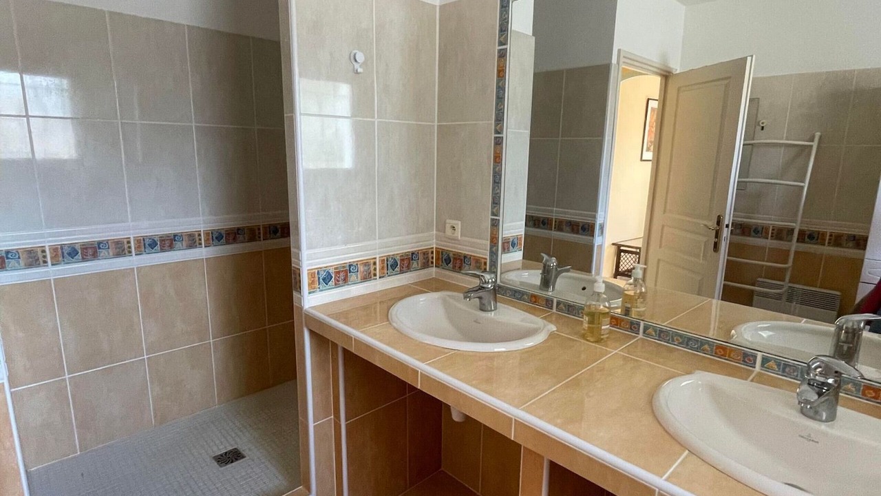 Photo of Bathroom in Saint-Cyprien Plage