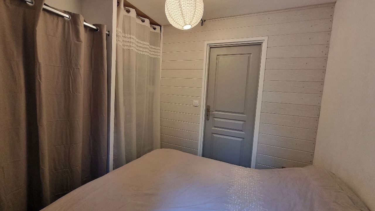 Photo of Bedroom in Saint-Cyprien Plage