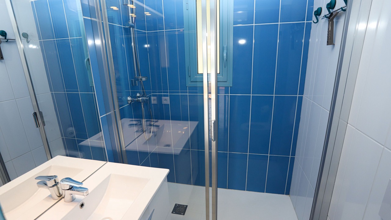Photo of Bathroom in Saint-Cyprien Plage