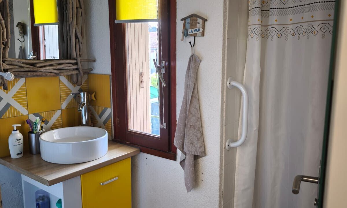 Photo of Bathroom in Saint-Cyprien Plage