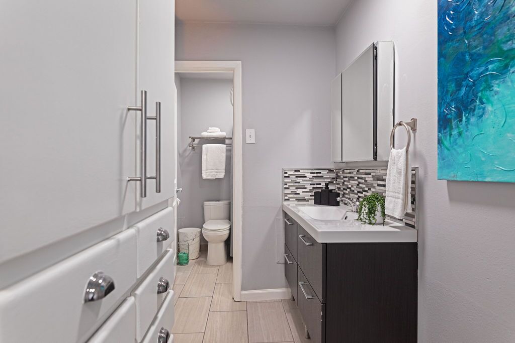 Photo of Bathroom in Hyde Park