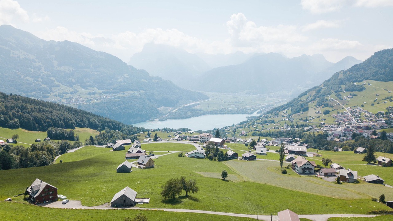 Photo of Others in Amden