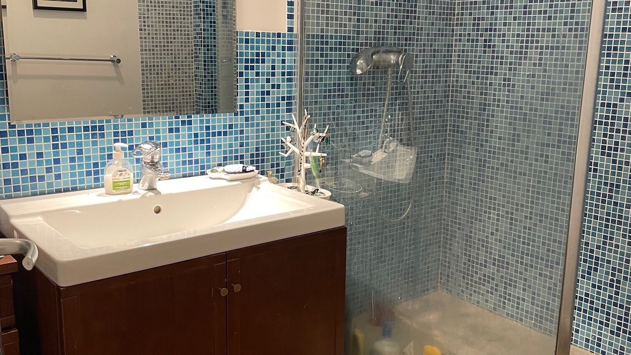 Photo of Bathroom in Sevres