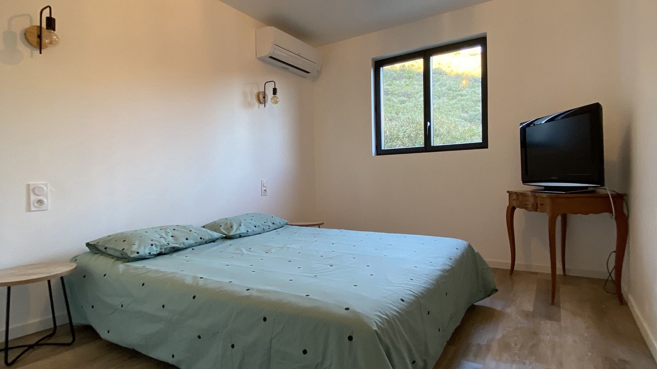 Photo of Bedroom in Tautavel