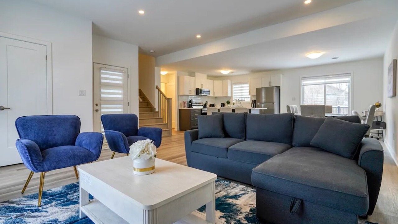 Photo of Livingroom in Niagara Falls