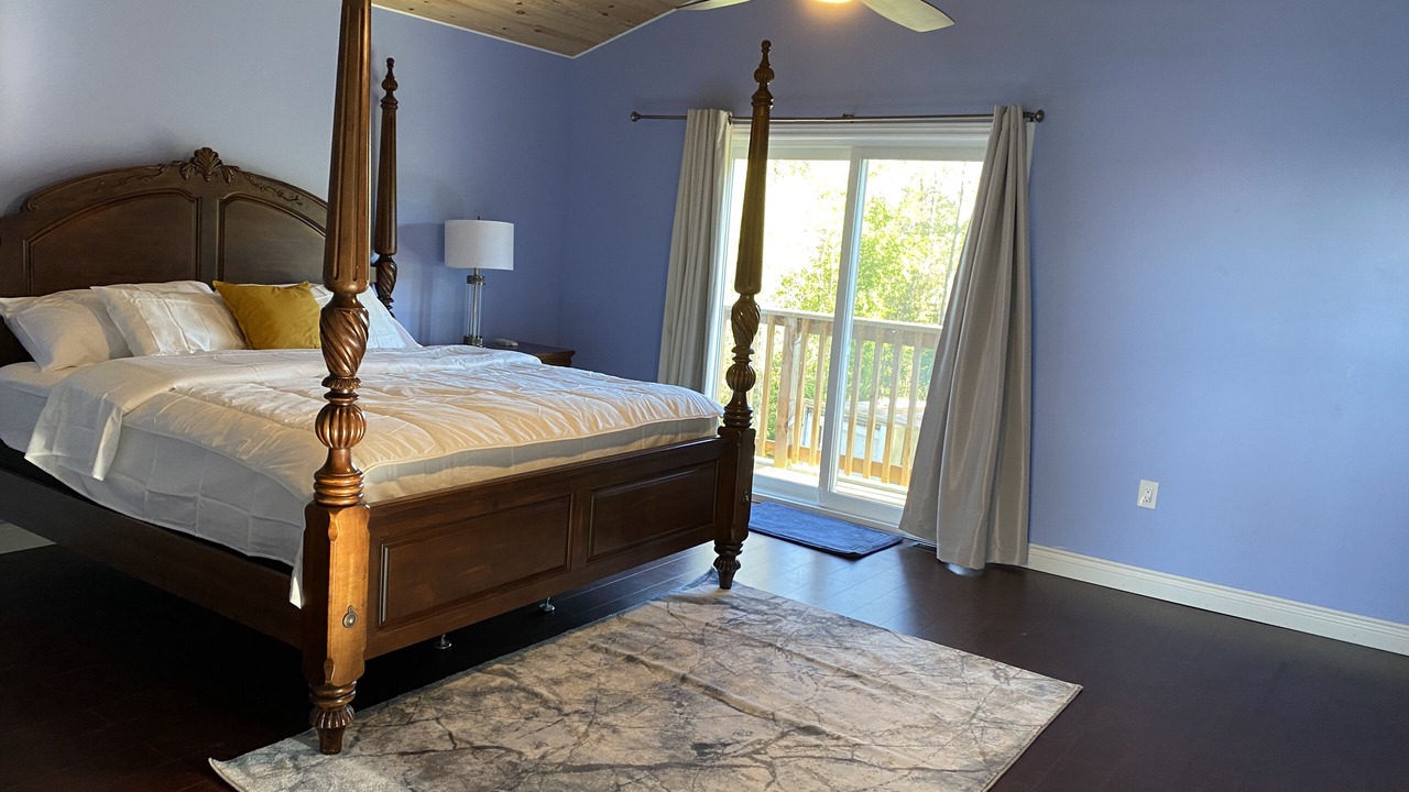 Photo of Bedroom in Oro-Medonte
